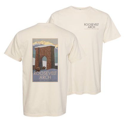 Yellowstone National Park (Roosevelt Arch) - Comfort Colors Heavyweight T-Shirt